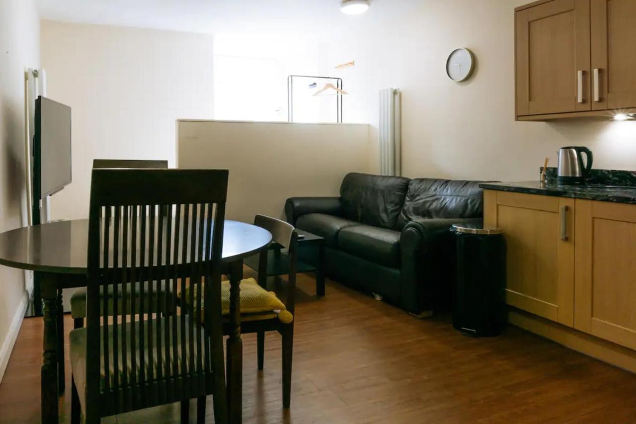 Homely 3 Bedroom In The Heart Of Central Единбург Екстер'єр фото