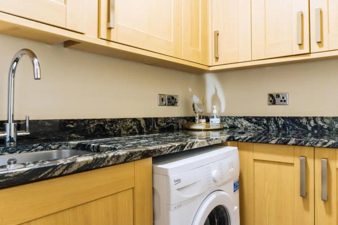 Homely 3 Bedroom In The Heart Of Central Единбург Екстер'єр фото